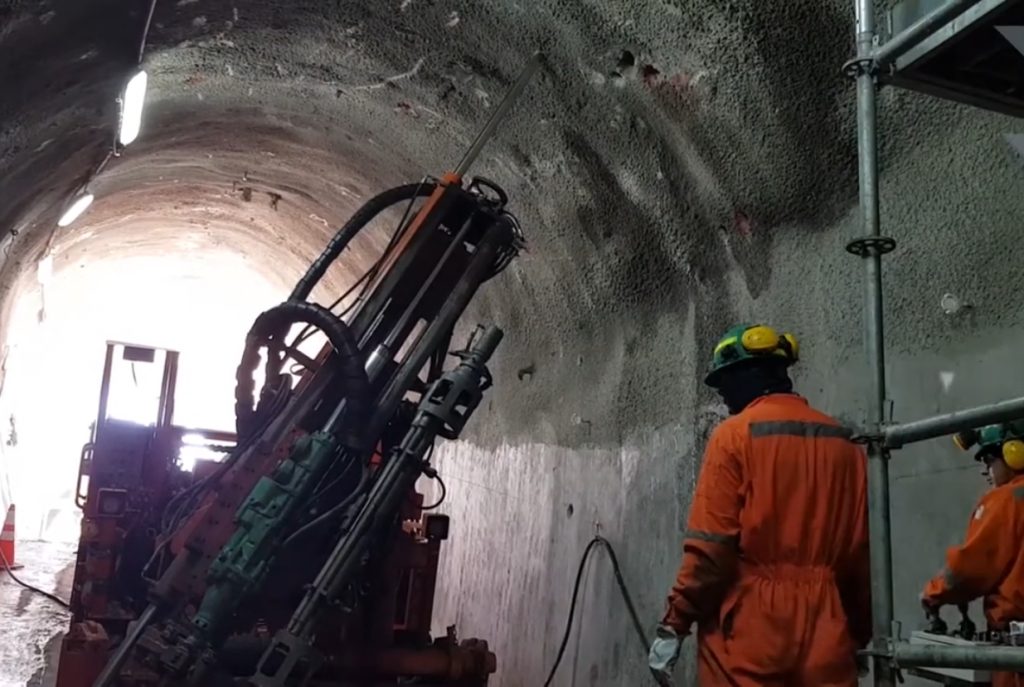 Impermeabilización de túneles y pasos subterráneos: técnicas y materiales más eficaces